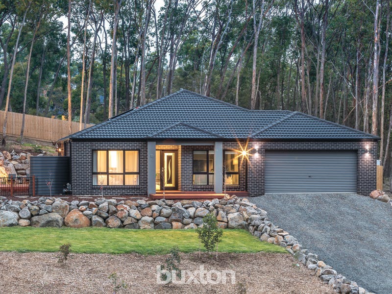 31 Mount Helen Avenue, Mount Helen, VIC 3350