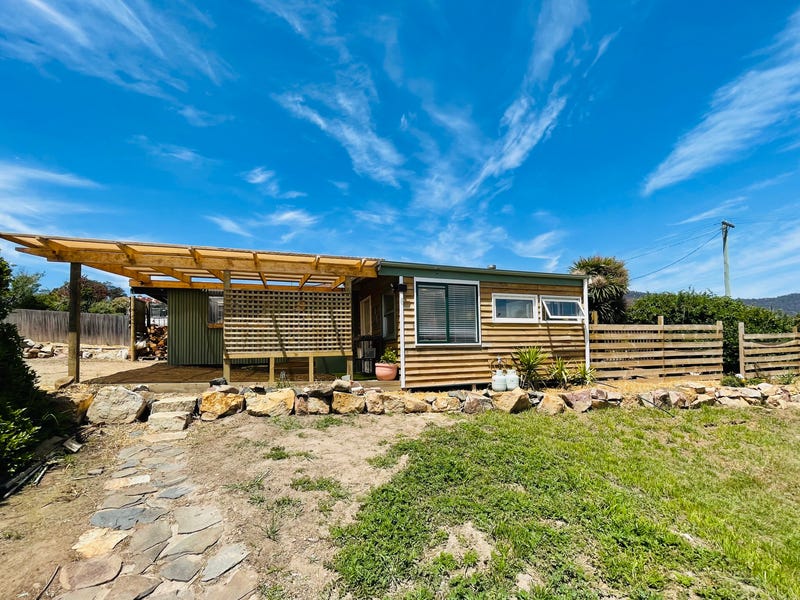 18 Grant Street, Fingal, TAS 7214