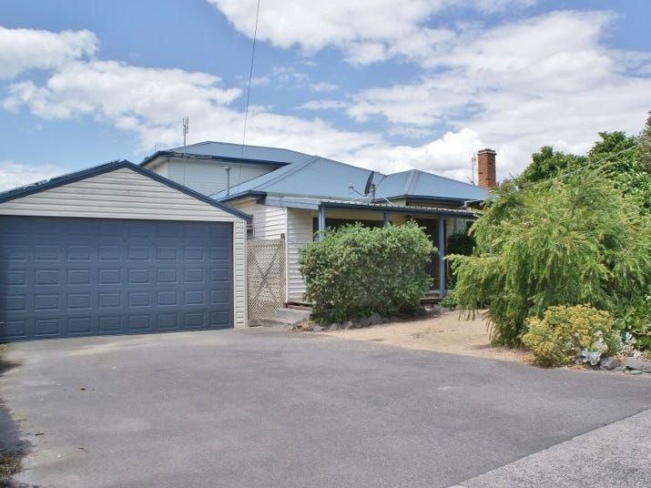 12 March Street, Newborough, VIC 3825