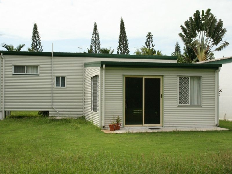 37 Zelma Street, Grasstree Beach, QLD 4740