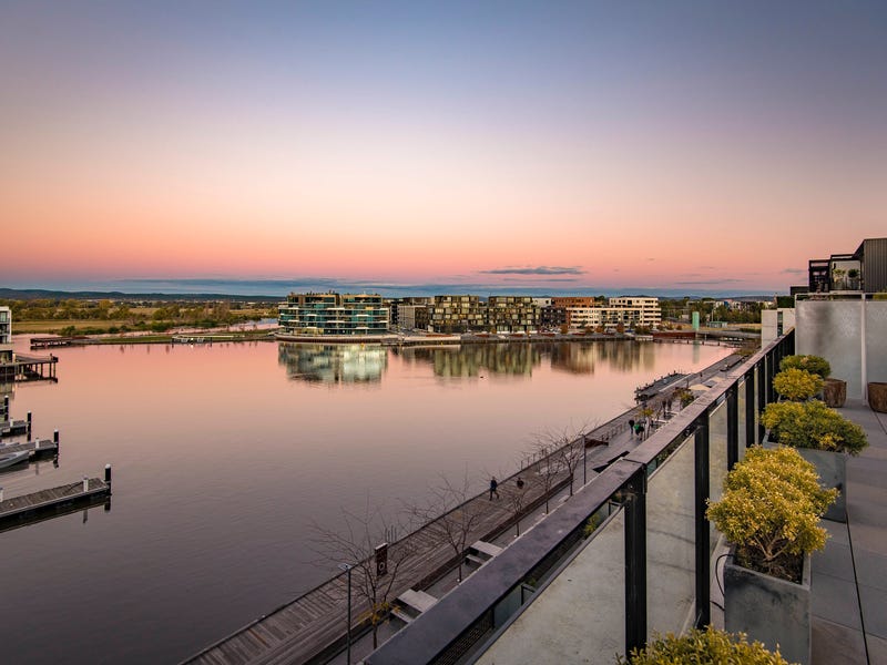 16/29 Eastlake Parade, Kingston, ACT 2604 Property Details