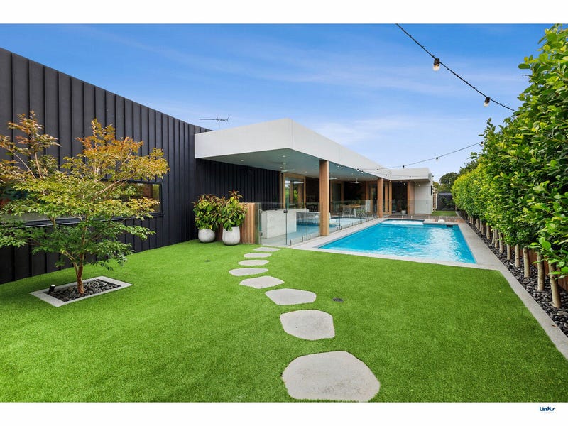 37 Boston Road, Torquay, Vic 3228 Property Details