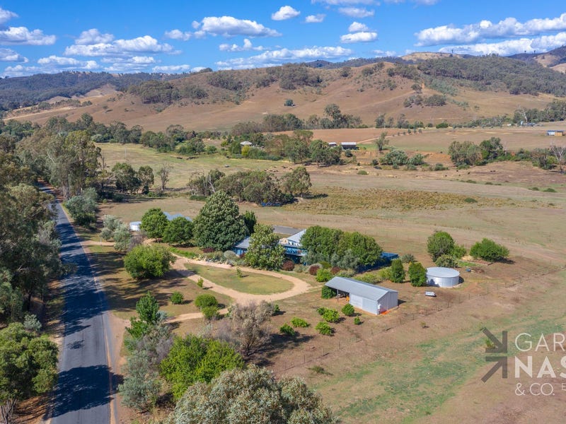 1569 Boggy Creek Road, Myrrhee, Vic 3732 Property Details