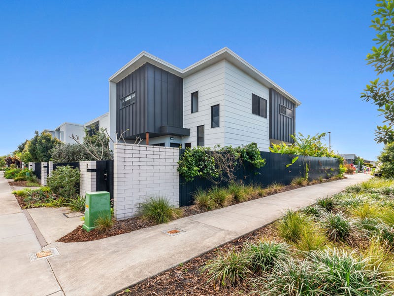 72 Tranquility Way, Palmview, Qld 4553 Property Details