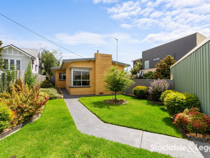 2 Bridges Avenue, Traralgon, Vic 3844 House for Sale