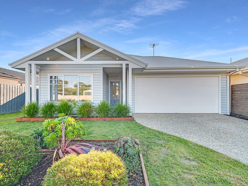 30 Everton Drive, Cowes, VIC 3922