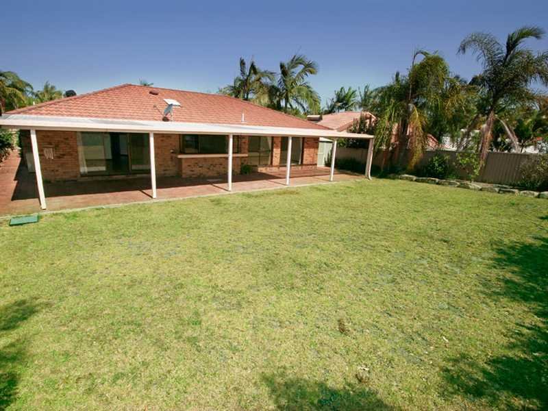 15 Glen Iris Place, Robina, Qld 4226 Property Details