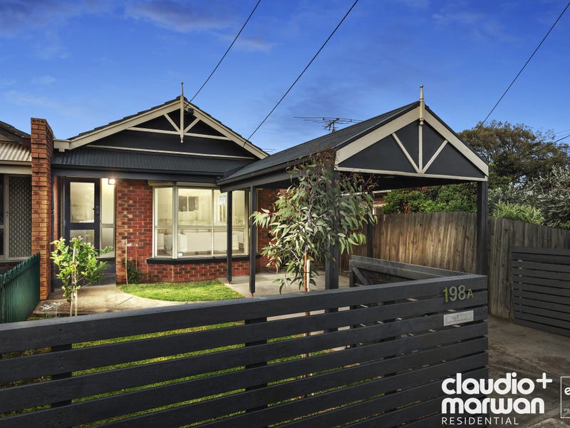 Houses for Sale in Pascoe Vale, VIC 3044