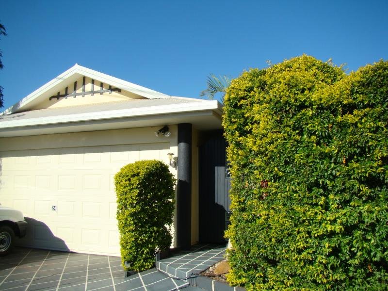 24 Cowan Crescent, Emerald, Qld 4720 Property Details