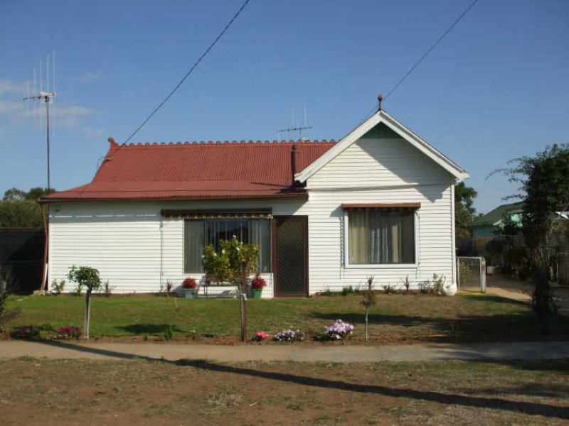 129 Stawell Street, Echuca, Vic 3564 Property Details