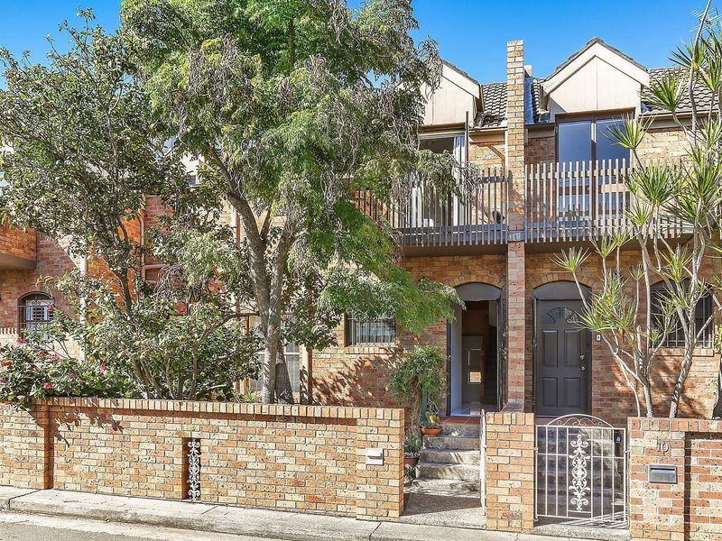 4 13 beattie discount st balmain nsw 2041