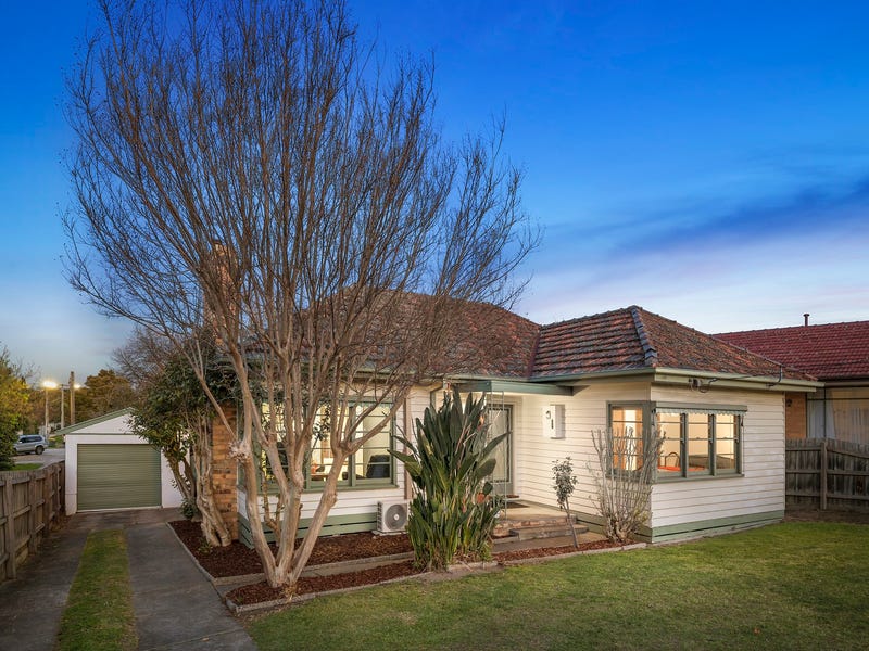 100 Watsonia Road, Watsonia, Vic 3087 Property Details