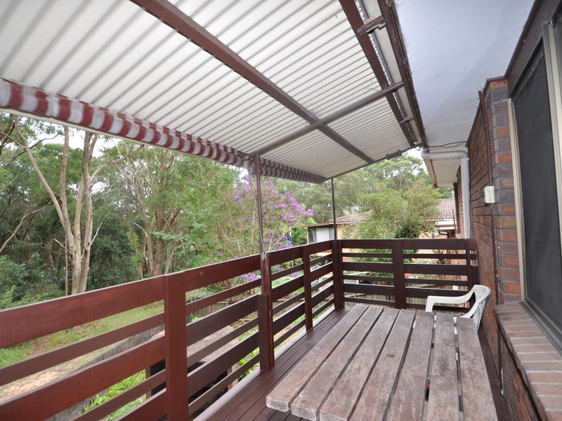 19 Nari Avenue, Point Clare, NSW 2250