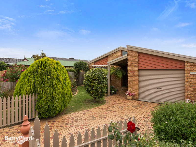 138 Third Avenue, Rosebud, Vic 3939 Property Details