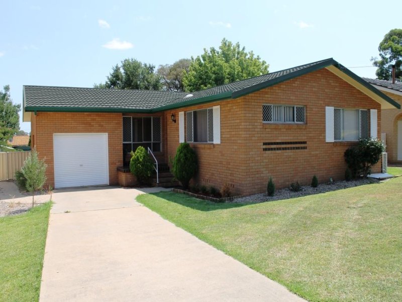 10 Sapphire Street, Inverell, NSW 2360