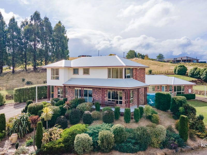 77 East Church Street, Deloraine, Tas 7304 Property Details