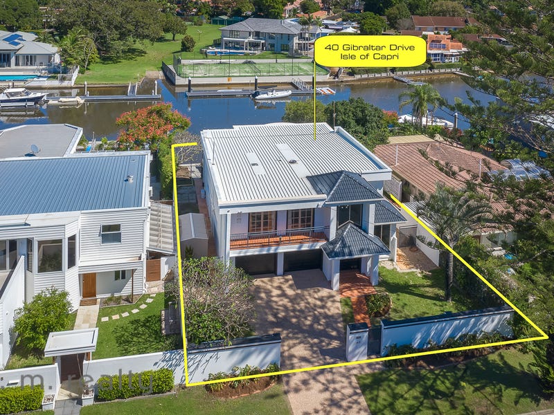 40 Gibraltar Drive, Isle Of Capri, Qld 4217 House for Sale
