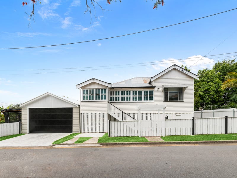 9 Derrls Lane, Sandgate, Qld 4017 Property Details