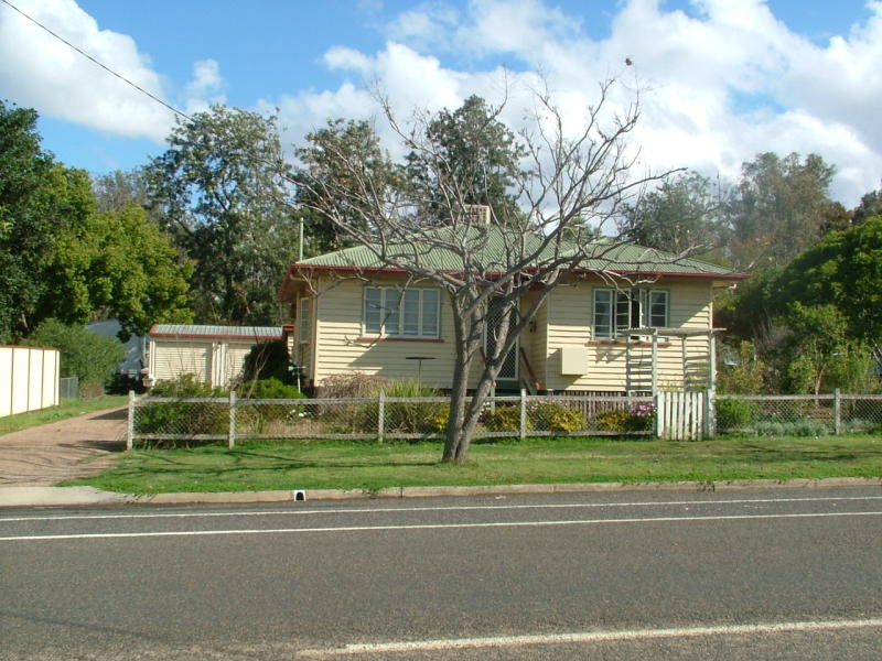23 Elk Street, Nanango, QLD 4615
