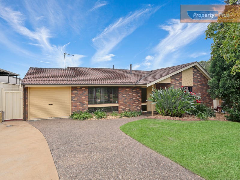 14 Illawarra Drive, St Clair, NSW 2759