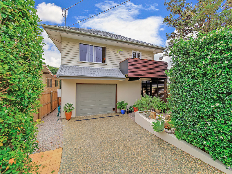 33 Irene Street, Wynnum, Qld 4178 Property Details