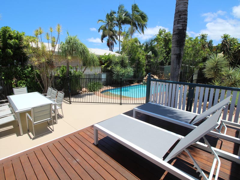 22 Surrey Street, Hyde Park, QLD 4812