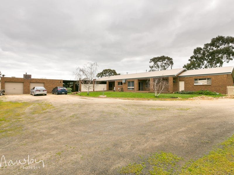 214216 Holdsworth Road, North Bendigo, VIC 3550