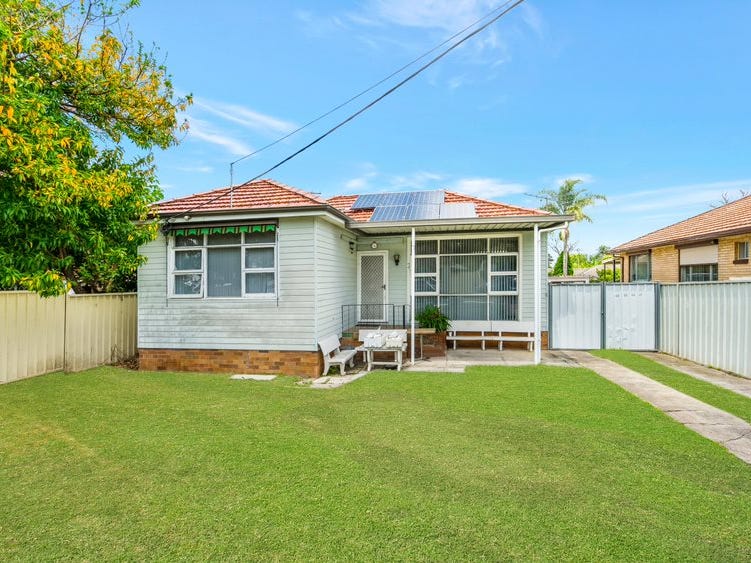 77 Polding Street, Fairfield Heights, NSW 2165