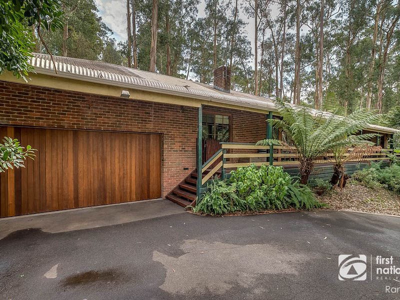 10 Ronald Avenue, Selby, Vic 3159 Property Details