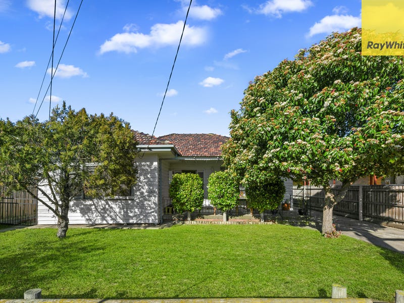 41 Sandford Avenue, Sunshine North, VIC 3020