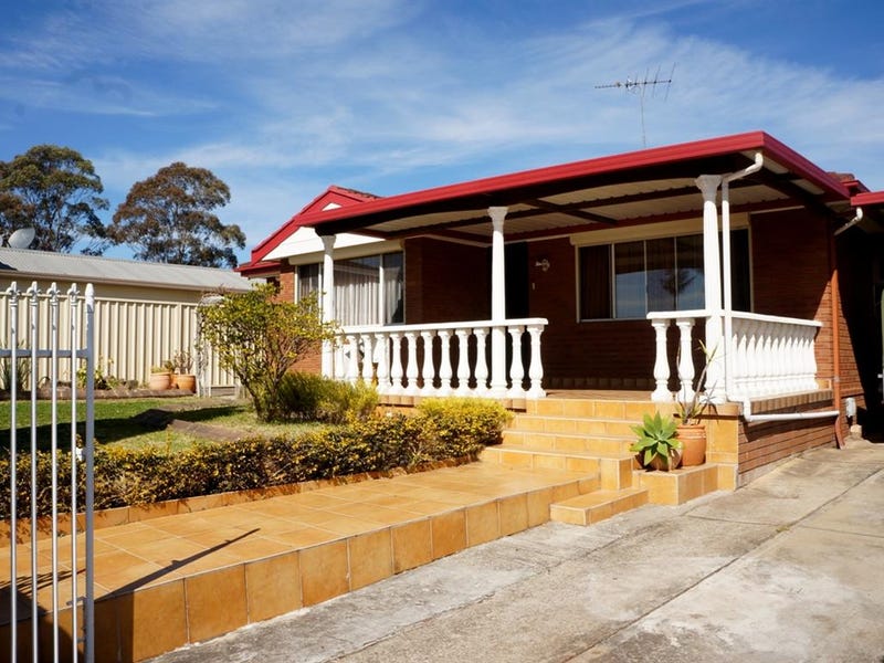 5 Caddo Close, Greenfield Park, NSW 2176