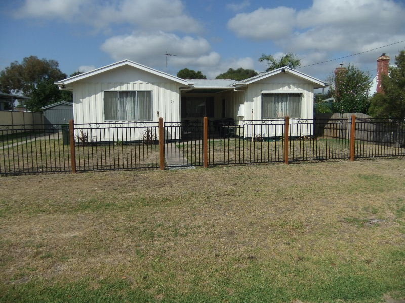 22 McAlister Street, Stratford, Vic 3862 Property Details