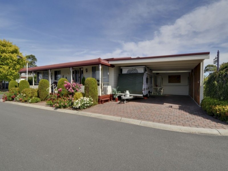 45 Regent Street, Mayfair Gardens, Traralgon, Vic 3844 House for Sale