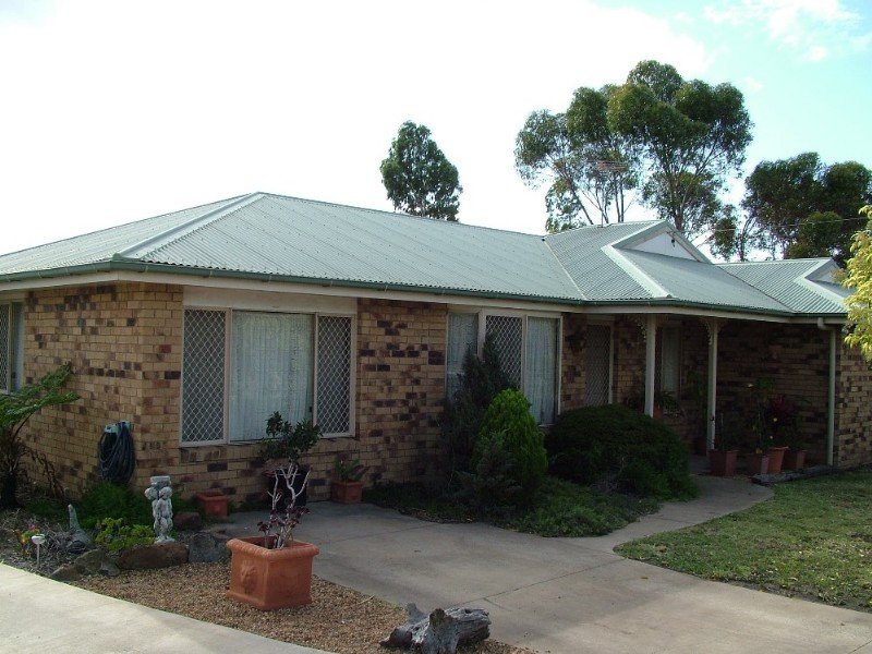 2 Balfour St, Wyreema, Qld 4352 Property Details