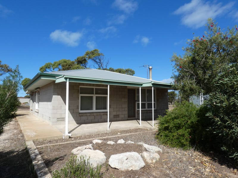 4 Fifth Street, Wool Bay, SA 5575