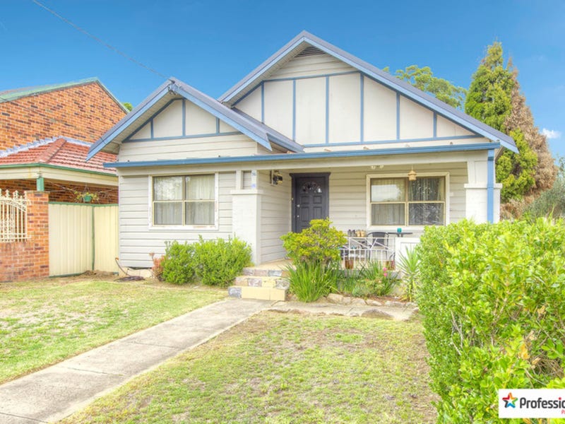 16 Rhodes Avenue, Guildford, NSW 2161
