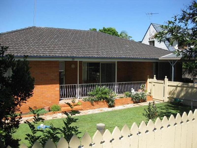 20 Dumbarton Dr, Kenmore, Qld 4069 Property Details