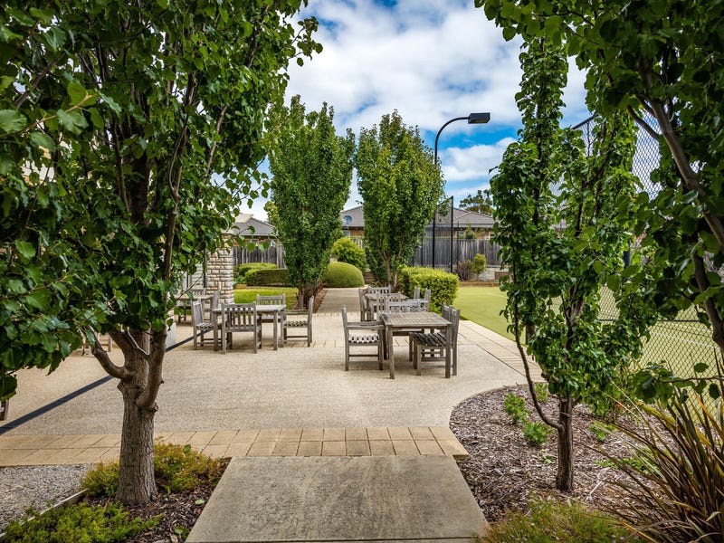 Real Estate & Property for Sale in Shearwater Dr, Mount Martha, VIC