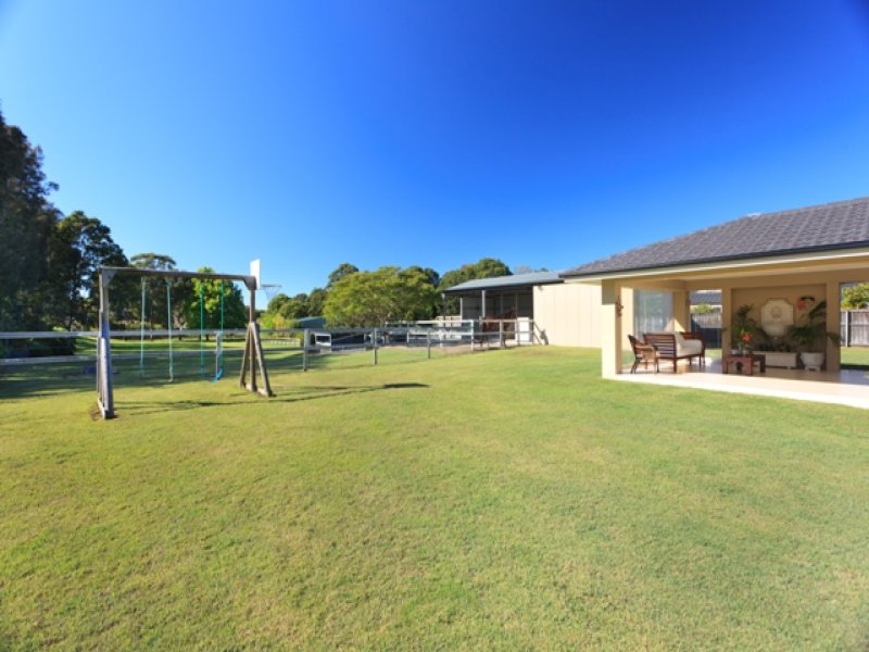 15 Lakeview Drive, Carrara, QLD 4211