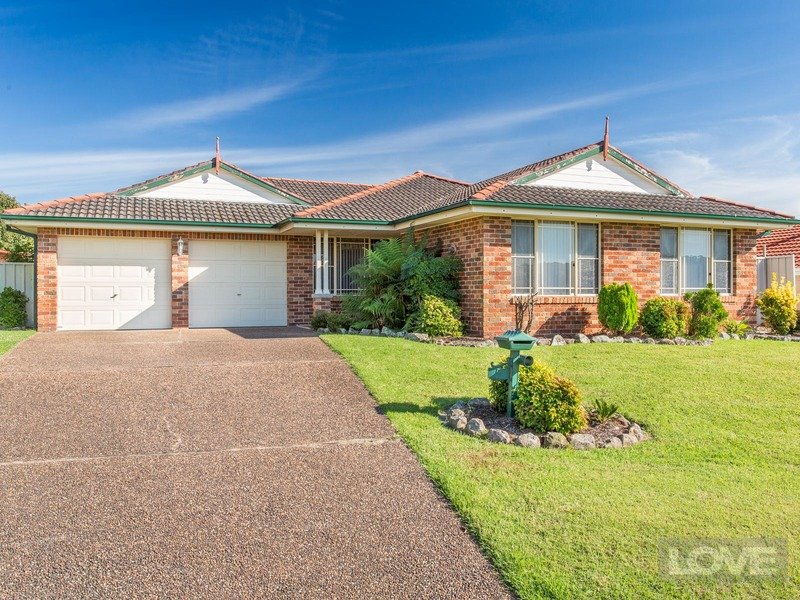 5 Bracken Close, Cameron Park, NSW 2285