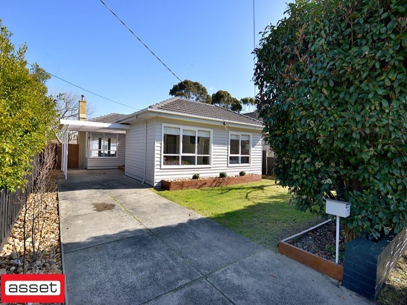 7 Bayside Grove, Seaford, Vic 3198 Property Details