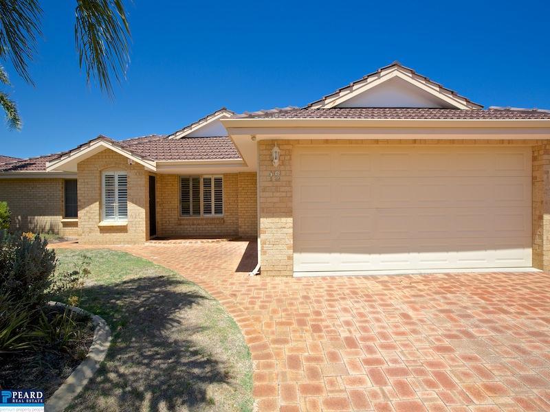 12 Bonito Way, Sorrento, WA 6020 Property Details