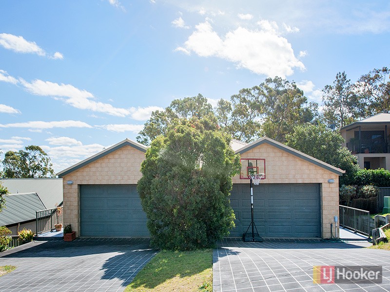 1 & 2/19 Trumpeter Circuit, Corlette, NSW 2315 Property Details