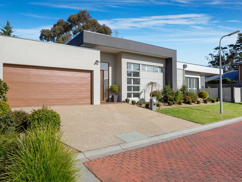 15 Bay Vista Close, Mount Martha, Vic 3934 House for Sale