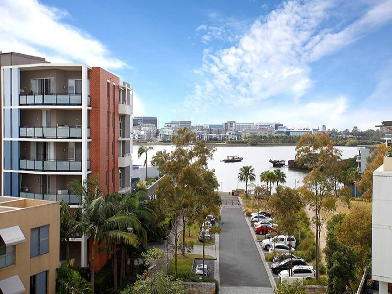 509/2 The Piazza, Wentworth Point, NSW 2127