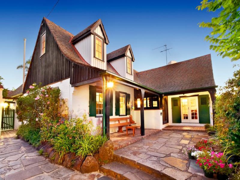 52 Normanby Road, Kew, Vic 3101 Property Details