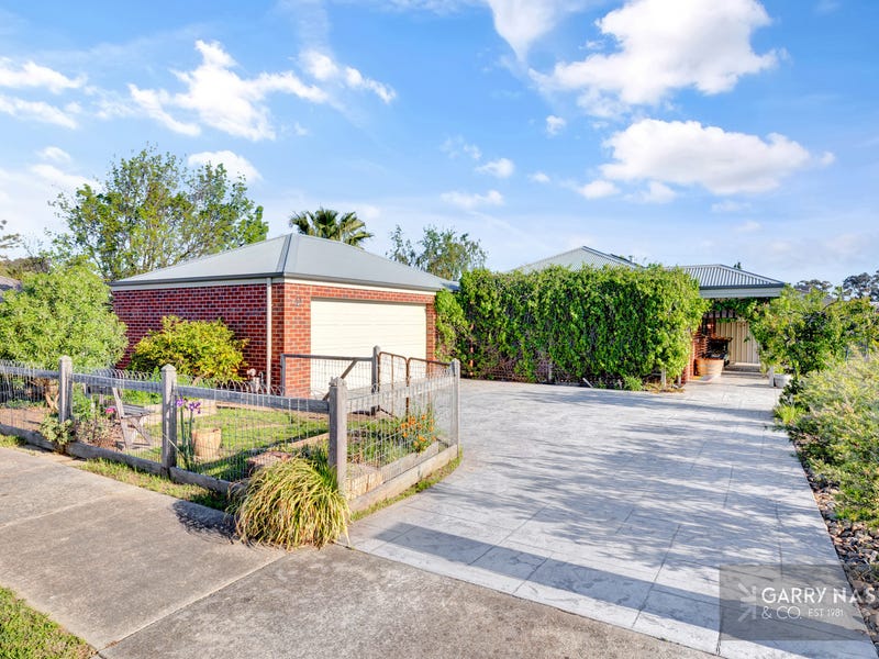 2 McAuliffe Place, Wangaratta, Vic 3677 House for Sale realestate