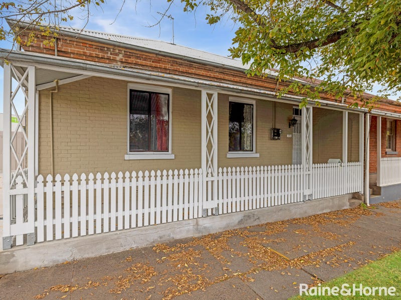 73 Bentinck Street, Bathurst, NSW 2795 House for Rent