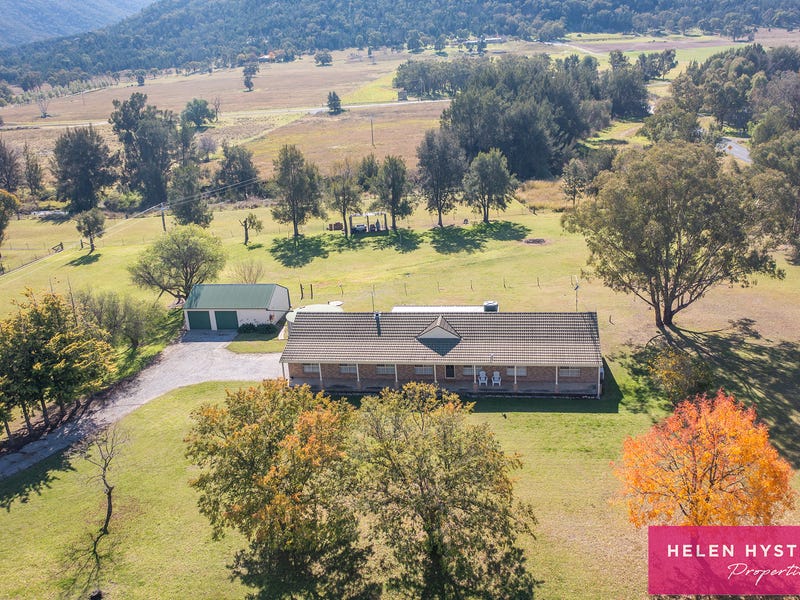 8 Elizabeth Drive, Daruka, NSW 2340 House for Sale