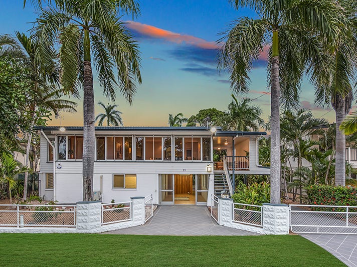 20 Palm Street, Rowes Bay, Qld 4810